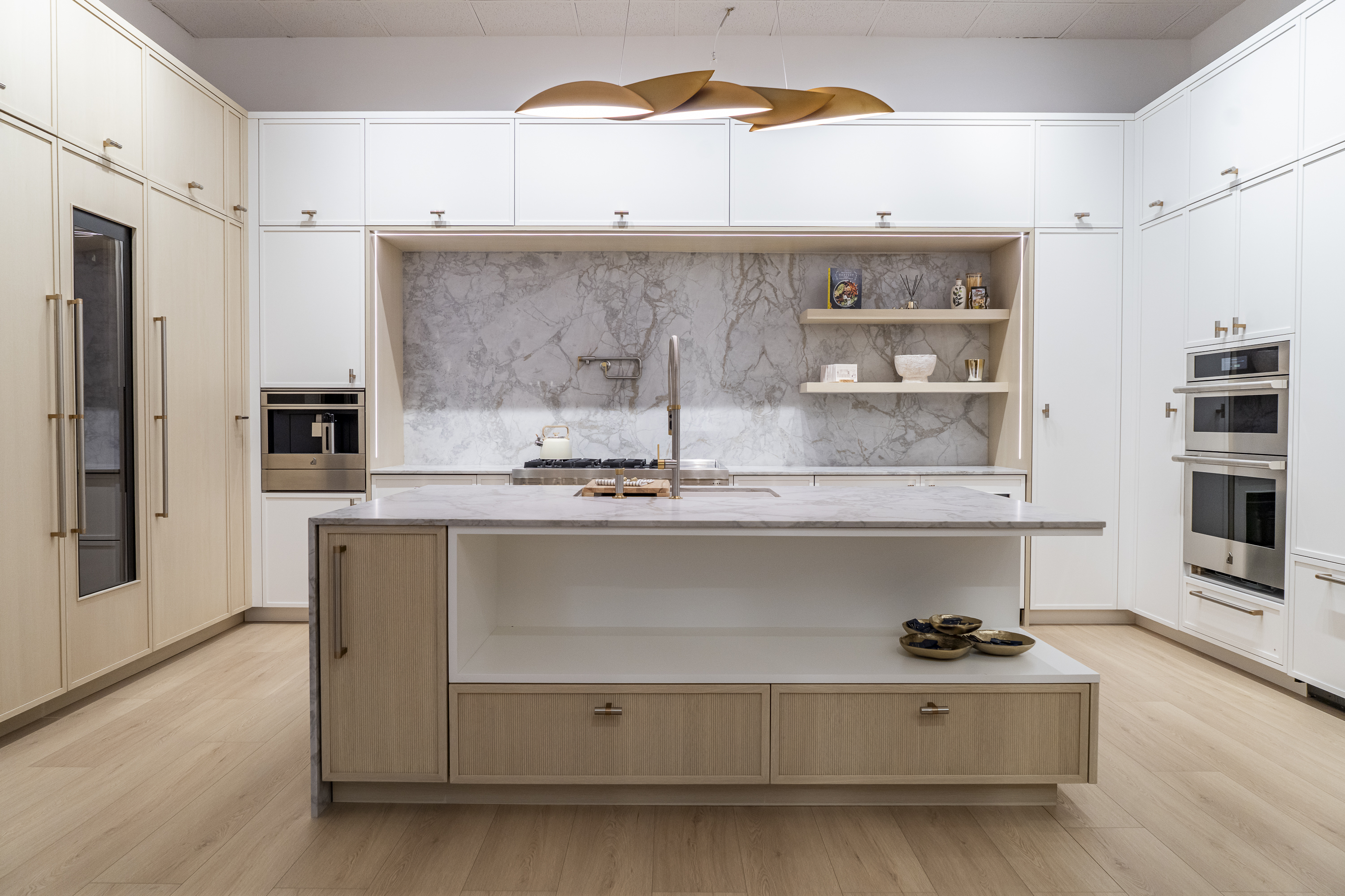 Naples showroom