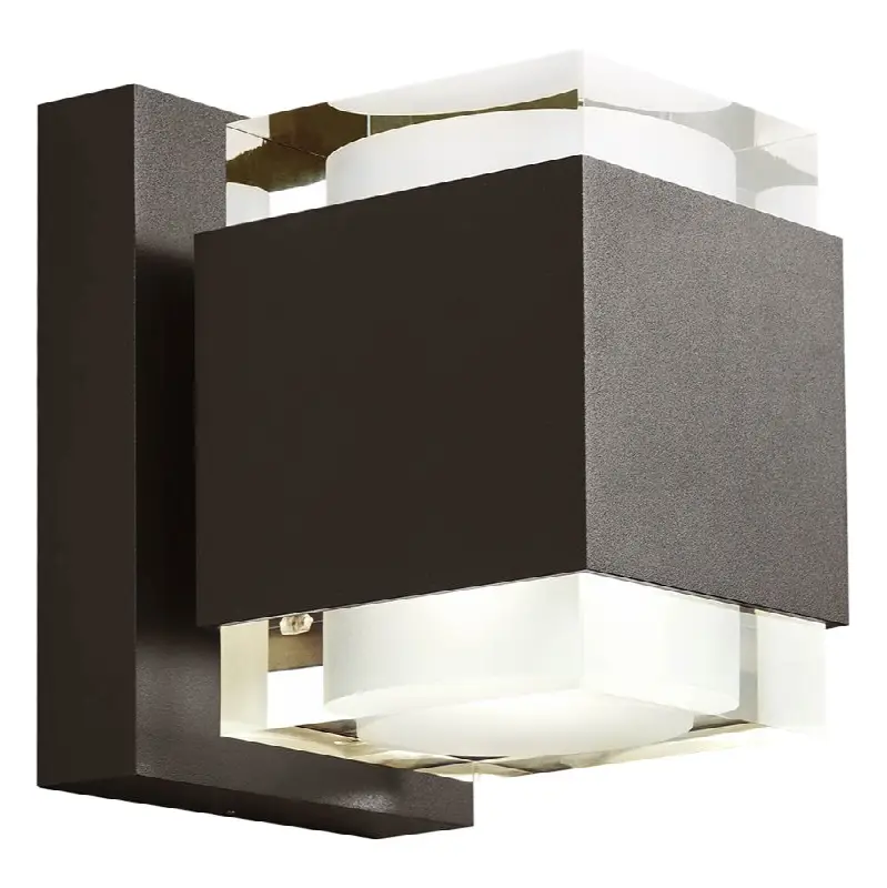 Voto 8 Outdoor Wall Sconce