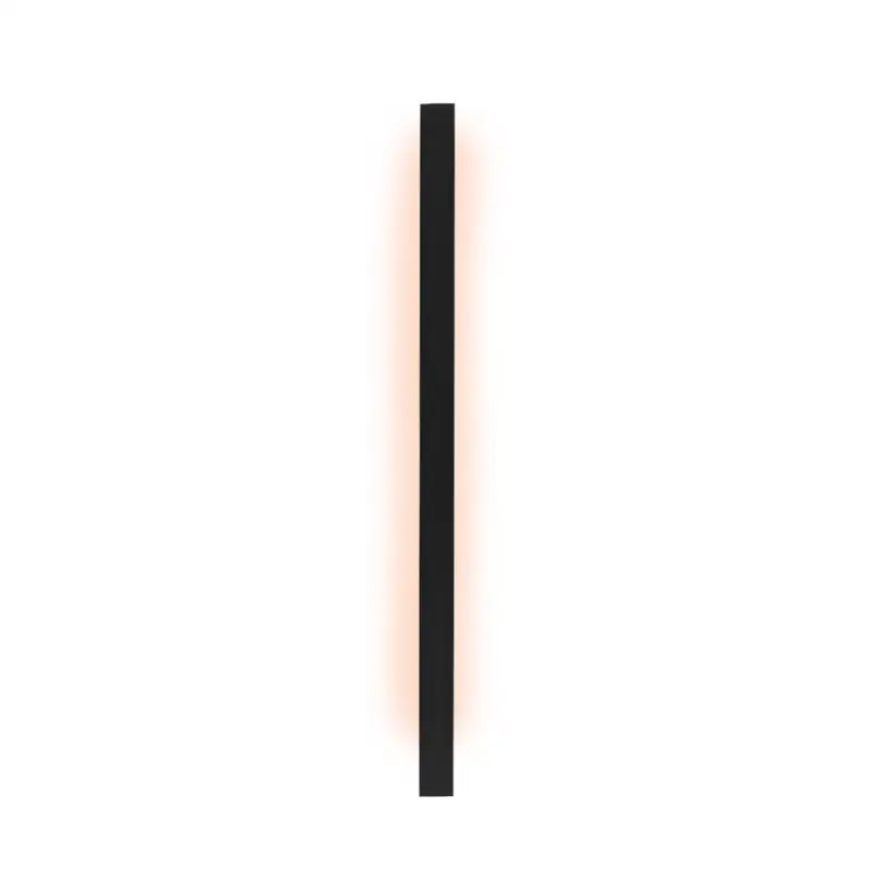 Stagger Small Wall in Outdoor Black Mud-In 120V