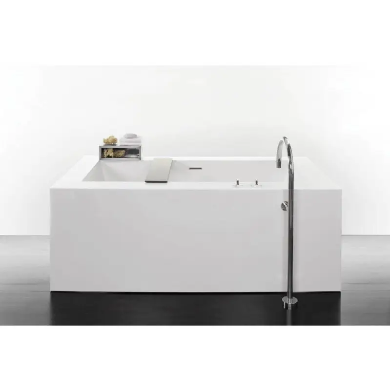 Cube Bath 66 X 36 X 24 - 2 Walls - Built In Nt O/F & Wh Drain - White