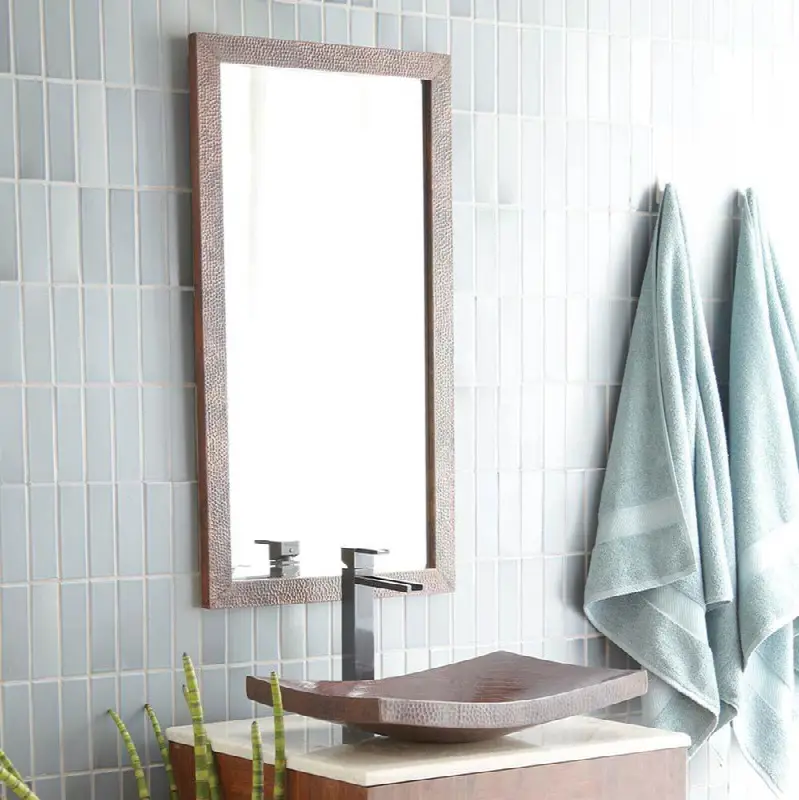 Milano Mirror 28" x 40" in Antique