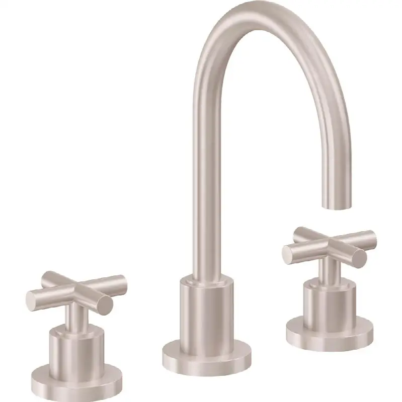 8" Widespread Lavatory Faucet