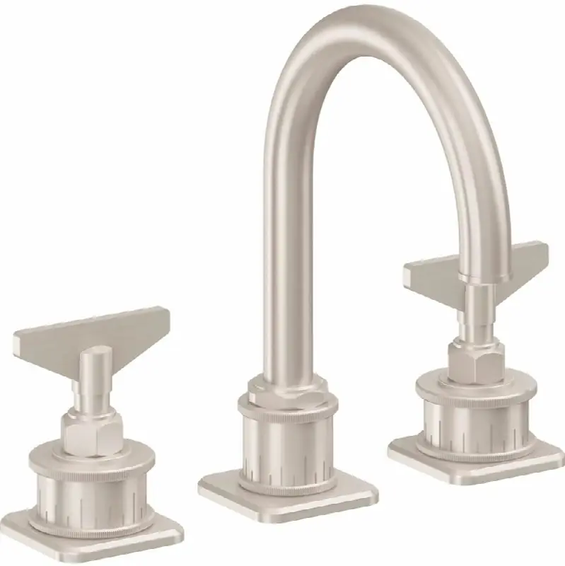 8" Widespread Lavatory Faucet