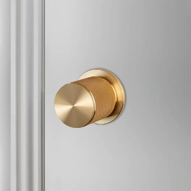 Door Knob / Conventional / Passage / Cross / Brass