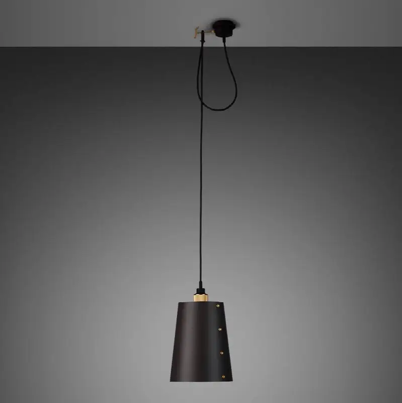 Hooked 1.0 Large / Graphite / Brass