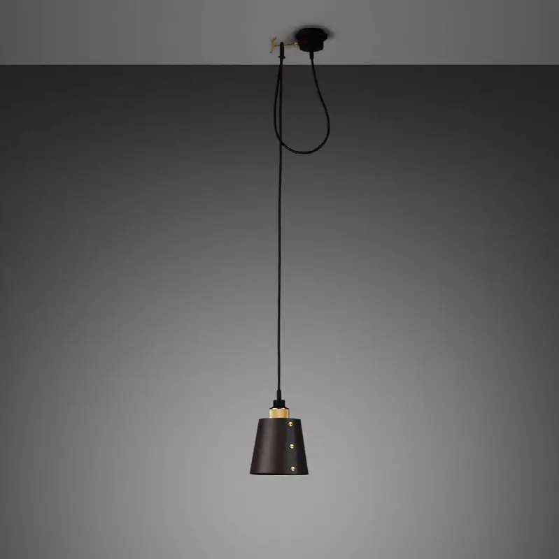 Hooked 1.0 Small / Graphite / Brass