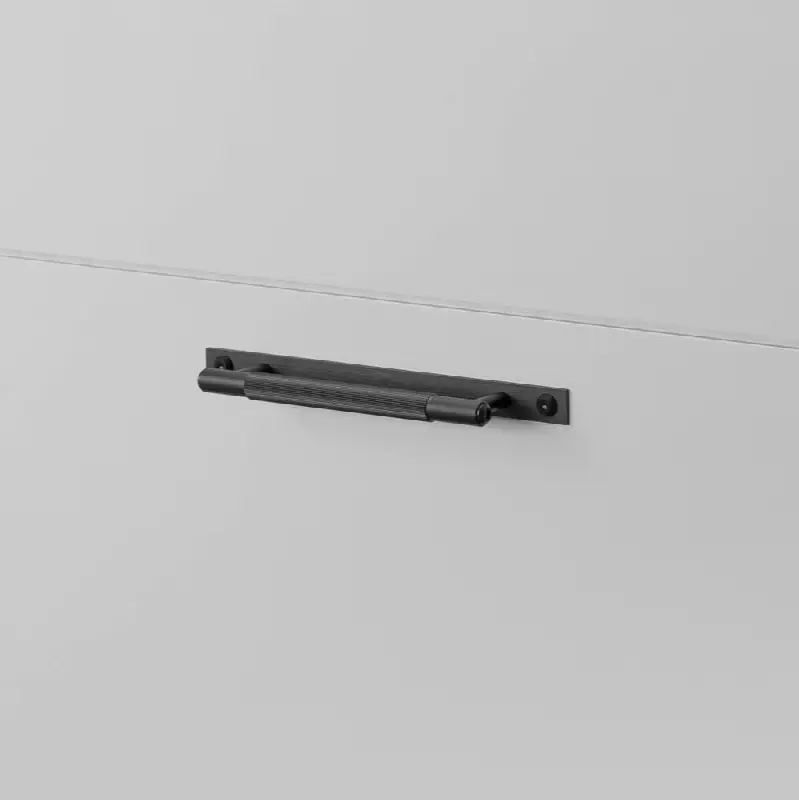 Pull Bar / Plate / Linear / Small / Black