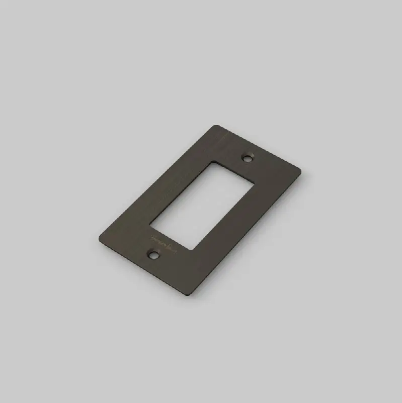 1G Plate / Logo / Smoked Bronze