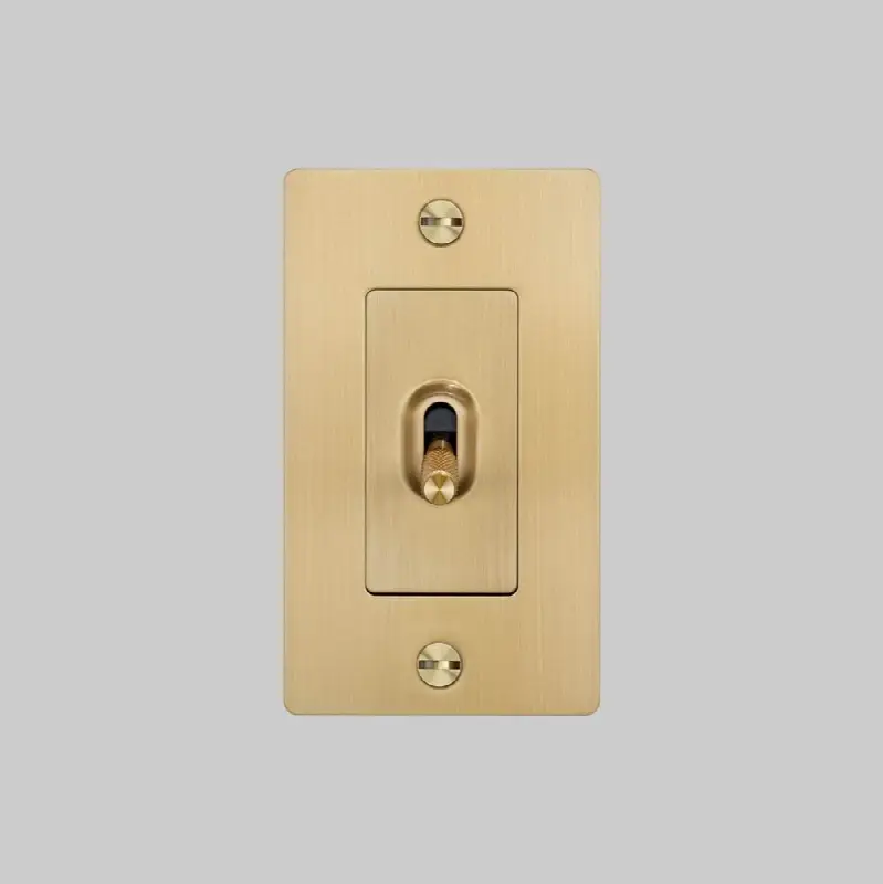 1G Toggle Switch / Non-Logo / Brass