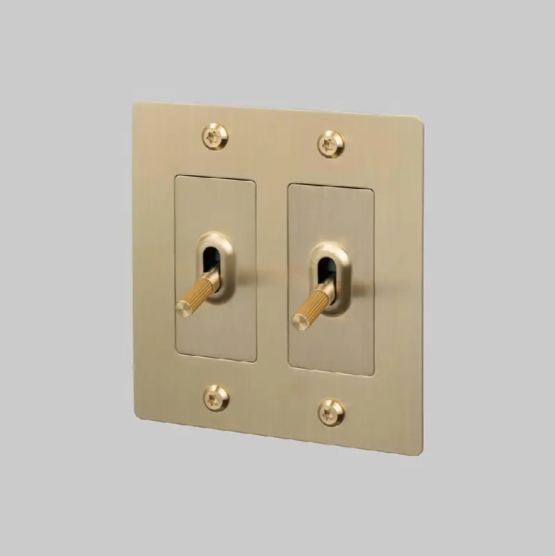 2G Toggle / Linear / Without Logo / Brass