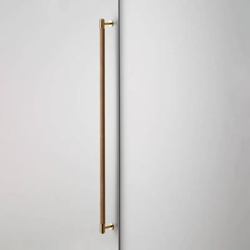 Closet Bar / Cross / Brass