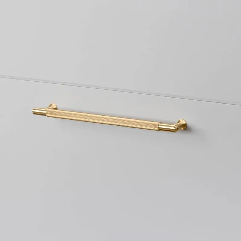 Pull Bar / Linear / Brass / Medium
