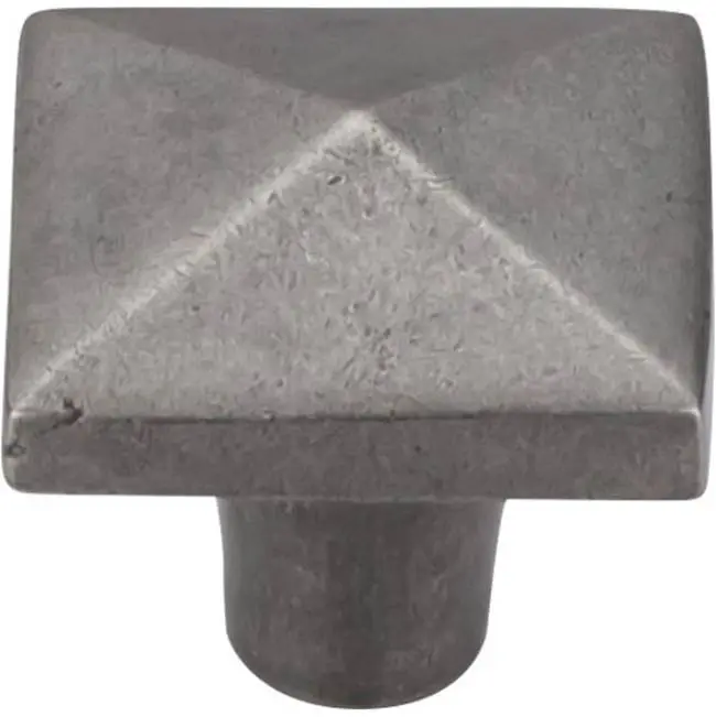 Aspen 1 1/2" Length Square Knob