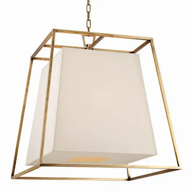 Kyle Chandelier
