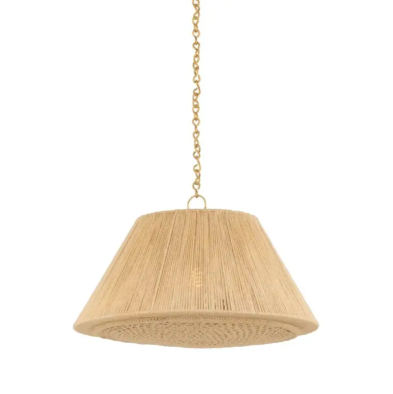 Amina Chandelier