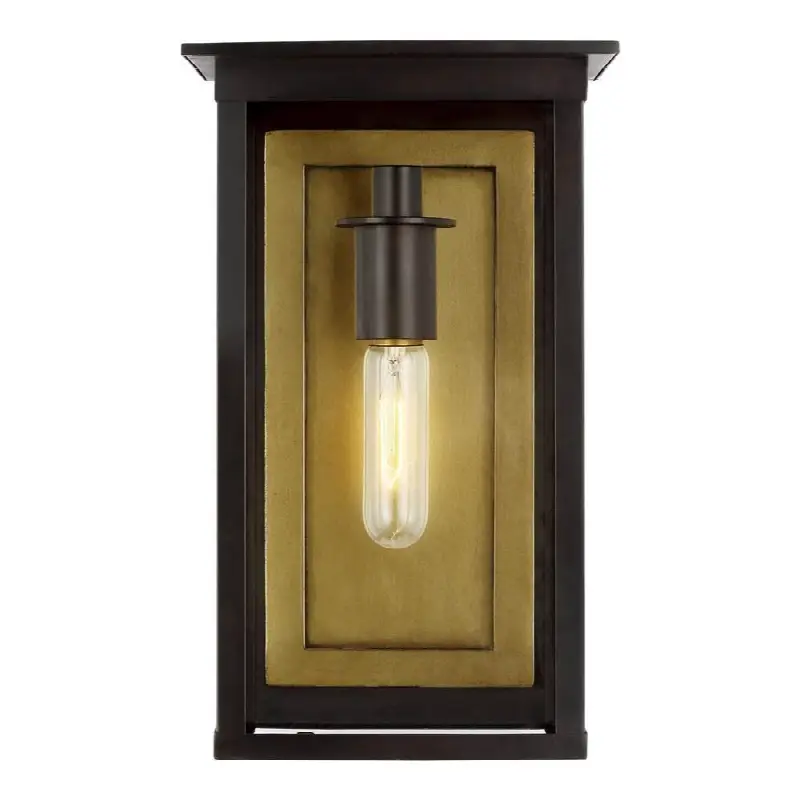 Freeport Medium Outdoor Wall Lantern