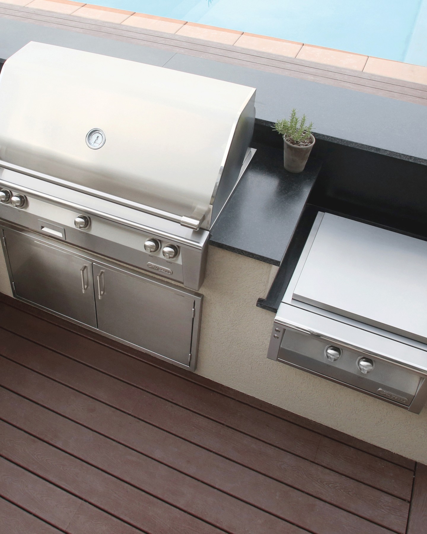Alfresco collection photo